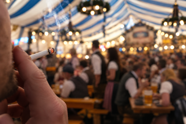 Rauchen Wasen Wiesn