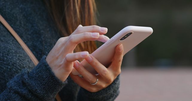  KI-Hotelsuche, ChatGPT Hotels, KI-Sichtbarkeit Hotels, GEO-Studie Hotellerie 2026, Semrush AI Visibility, Hotelmarketing, Hotelketten, Privathotels, DACH-Hotellerie, künstliche Intelligenz, Hotelempfehlungen