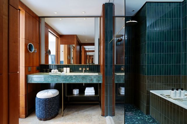 SEO-Keywords: Conrad Hamburg, Levantehaus, Hilton, MHP Hotel AG, Luxushotellerie, Hamburg, Gastronomie, Tagungen, Event, Wellness, GRETA OTO, Jugendstil, Hotel, Eröffnung