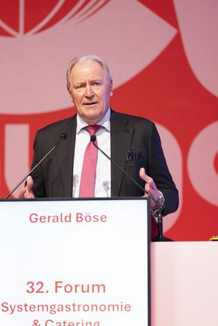 DEHOGA Forum Systemgastronomie & Catering, Anuga, Gastronomie, Catering, Fachkräftemangel, steigende Preise, Künstliche Intelligenz (KI), digitale Transformation, Erfolgskonzepte, Zukunftsstrategien, Außer-Haus-Markt, Koelnmesse, DEHOGA Bundesverband