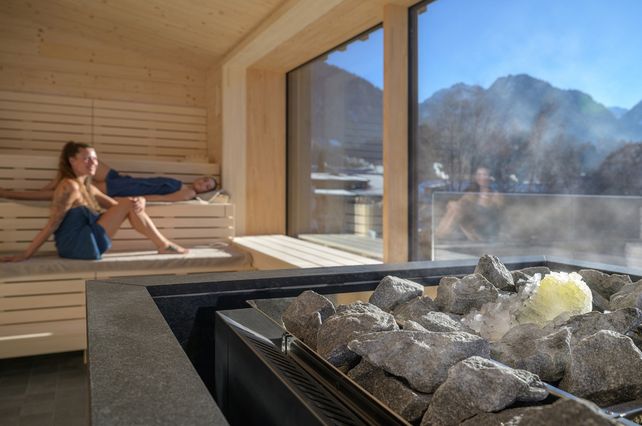 Oberstdorf, Allgäu, Therme Oberstdorf, Tourismus, Eröffnung, Wellness, Gesundheitstourismus, Wandern, Alpen, Regeneration, Kurort, Architektur, Wirtschaftsfaktor, Ganzjahresangebot