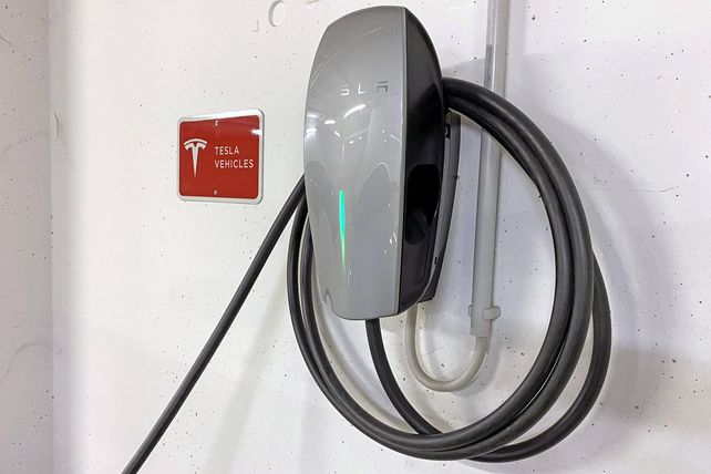 Wirelane Tesla Ladesäulen 
