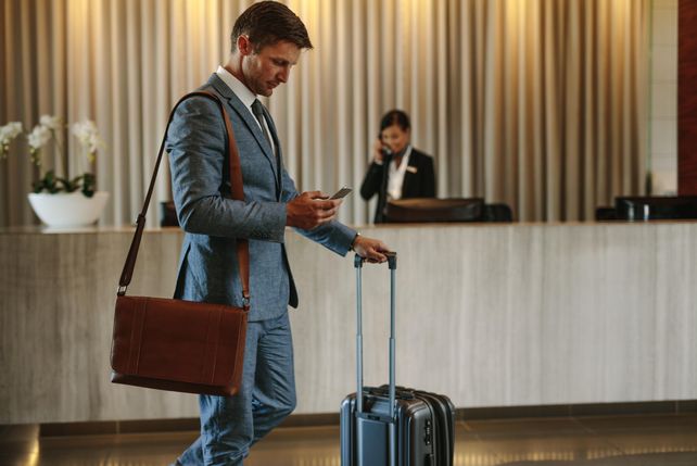 easyJet, IHG Hotels & Resorts, IHG Business Edge, easyJet plus, Geschäftsreisen, Geschäftsreiseprogramme, kleine und mittelständische Unternehmen, IHG One Rewards, Gold Elite Status. 