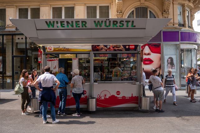 Wiener Würstelstände
