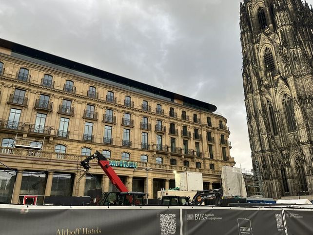 Dom-Hotel Köln, Bayerische Versorgungskammer, Althoff-Gruppe, Kölner Dom, Luxushotel Köln, Hoteleröffnung, Sanierung Dom-Hotel, Roncalliplatz, Hotel Köln, WDR