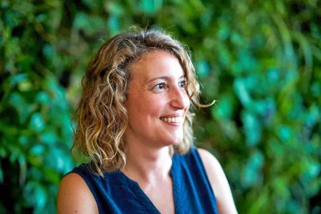 Sarah Bartel, Bretterbude