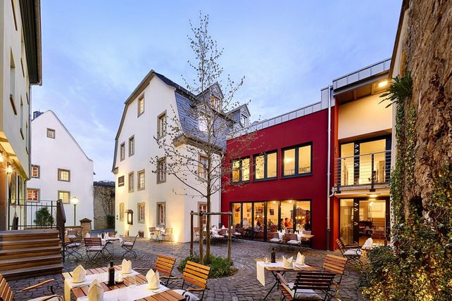 Meisenheimer Hof, Meisenheim, La Mésange, Markus Pape, Erik Koch, Fürstenwärther Hof, Heimatküche, Winebank Nahe, Hotelerweiterung, Rheinland-Pfalz, Sternerestaurant, Weingut Disibodenberg, Hotellerie, Gastronomie, Romantikhotel Meisenheim