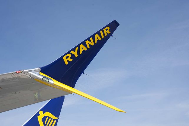 Ryanair, Ryanair Bremen, Bremen Flüge April 2027, Ryanair Berlin, Berliner Basis Schließung, Winterflugplan 2026, Hamburg Flughafen, Luftverkehrsteuer, Flughafengebühren, Memmingen, Köln, Friedrichshafen, Saarbrücken