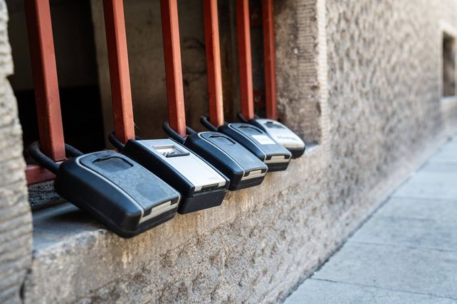 Airbnb Verbot, Kurzzeitvermietung Wien, Neubau, Markus Reiter, Bauordnung Wien, Wohnraumverknappung, Gewerbliche Nutzung, Schlüsselbox, Hotellerie, Tourismusregulierung