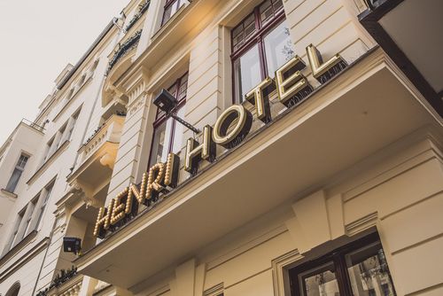 Henri Hotels feiern 10jähriges Bestehen Tageskarte