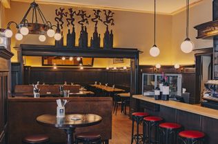 Kuchel Eck, Josef Laggner, Berlin, Charlottenburg-Wilmersdorf, Ludwigkirchplatz, Eckkneipe, Gastronomie Berlin, Laggner Gruppe, Berliner Kneipenkultur, Restaurantöffnung Berlin