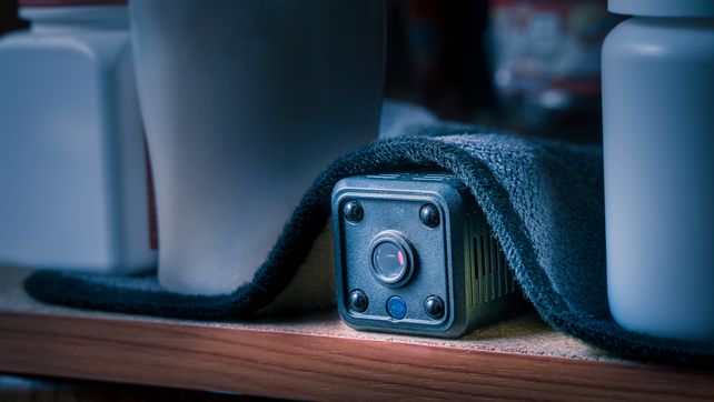 Versteckte Kameras, Hotel, Airbnbs