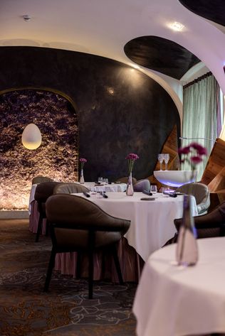Palais Coburg, Wien, Wiedereröffnung, Hotel, Private Guesthouse, Suiten, Silvio Nickol Gourmet Restaurant, Lewis Emerson, Spa, Weinarchiv, Michelin, Luxushotel