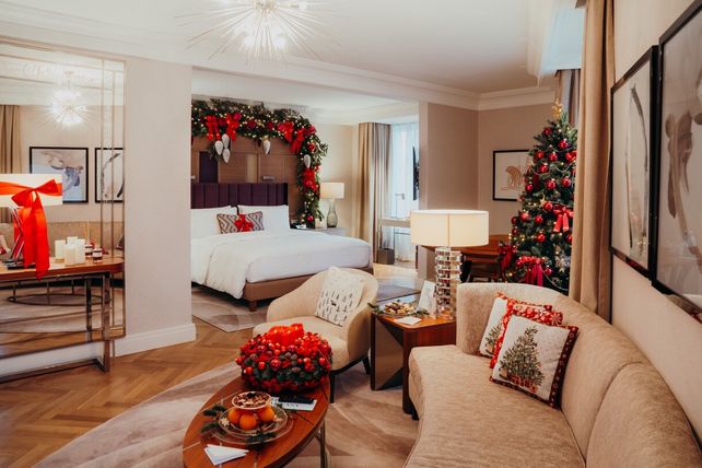 SEO-Keywords: Weihnachts-Suiten, Berlin, Hamburg, Wien, Ritz-Carlton, Renaissance Hamburg Hotel, Marriott Bonvoy, Vorweihnachtszeit, City-Trip, Potsdamer Platz, Weihnachtsmärkte.