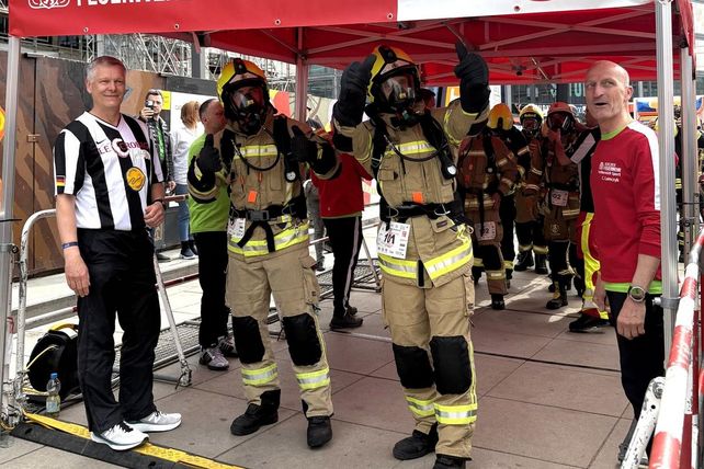 Berlin Firefighter Stairrun, Park Inn Berlin Alexanderplatz, Feuerwehr Wettbewerb Berlin, Treppenlauf Feuerwehr, Berlin Alexanderplatz Event, Feuerwehr Sportwettkampf, Stairrun Ergebnisse 2026