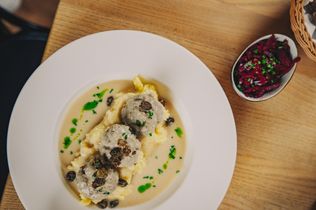 Kuchel Eck, Josef Laggner, Berlin, Charlottenburg-Wilmersdorf, Ludwigkirchplatz, Eckkneipe, Gastronomie Berlin, Laggner Gruppe, Berliner Kneipenkultur, Restaurantöffnung Berlin