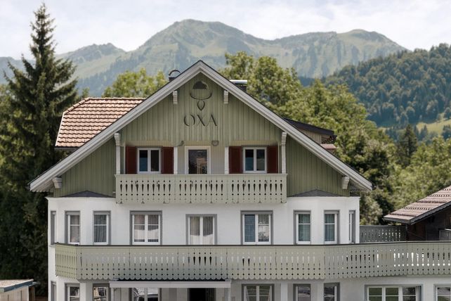 Oxa, Hittisau, Bregenzerwald, Anna Metzler, Eva Metzler, Hotel, Wirtshaus, Neueröffnung, Das Schiff, Hotellerie