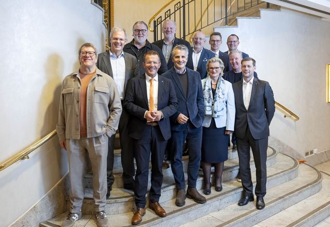 DEHOGA Bundesverband, Präsidium, Nachwahlen, Dr. Hans-Ulrich Kauderer, Dirk Breuckmann, Roland Koch, stellvertretender Präsident, Gastronomie, Hotellerie, Guido Zöllick, Mehrwertsteuer, Fritz Engelhardt, DEHOGA Baden-Württemberg, DEHOGA Niedersachsen, Systemgastronomie