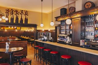 Kuchel Eck, Josef Laggner, Berlin, Charlottenburg-Wilmersdorf, Ludwigkirchplatz, Eckkneipe, Gastronomie Berlin, Laggner Gruppe, Berliner Kneipenkultur, Restaurantöffnung Berlin
