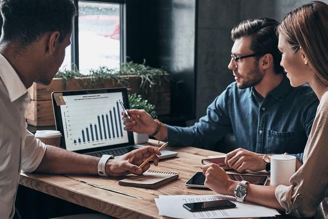 Lighthouse, HQ revenue