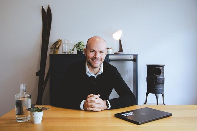 Smart Host, Riverside Acceleration Capital, Hotel CRM, CRM Hotellerie, Gästedaten, Direktbuchungen, Gästekommunikation, Property Management System, Hotelsoftware, Hoteltechnologie, DACH, Expansion Europa, Hotelmarketing, Hotellerie