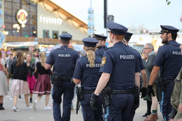 Polizei Wiesn