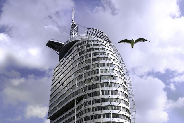 Bremerhaven, High Swing, Sail City, Tourismus, Attraktion, Bungee.de, Atlantic Hotel, Aussichtsplattform, Eröffnung 2026, Freizeitangebot, Seestadt, Nervenkitzel