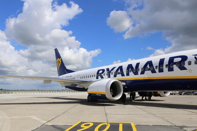 Ryanair Berlin, Flughafen BER Gebühren, Luftverkehrsteuer Deutschland, Ryanair Basis Schließung, Berlin Flugverkehr Rückgang, Eddie Wilson Ryanair, BER Kosten Entwicklung, Berlin Tourismus Zahlen