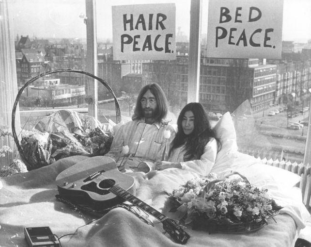 SEO-Keywords: Amsterdam Hilton, John Lennon, Yoko Ono, Bed-in, Lennon-Ono-Suite, Renovierung, Suite 902, Friedensdemo, Beatles