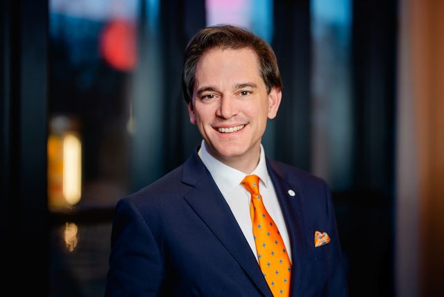 Florian Augustin, Deputy CEO, HotelPartner Revenue & Profit Management, Personalwechsel Hotellerie, Oliver Meyer, Hotel-Dienstleister, Revenue Management, Unternehmensführung