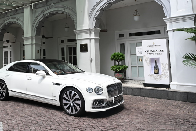Drive-Thru - Champagner Express Lane im InterContinental Singapore