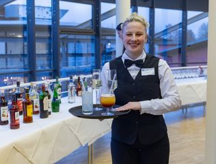 DEHOGA Saarland, Jugendmeisterschaften Gastgewerbe 2026, Ausbildung Gastronomie Saarland, Lukas Duttlinger, Luca Kleinbauer, Maya Sonnenrein, Hotelfachmann Ausbildung, Koch Meisterschaft, Restaurantfachmann Wettbewerb, Vevio Hotel Spiesen-Elversberg
