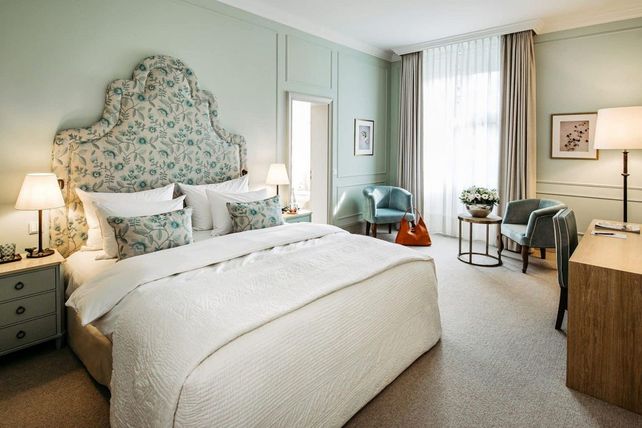 Parkhotel Quellenhof Aachen, Jagdfeld Real Estate, Hotelmodernisierung, Hotellerie, Gastronomie, Aachen, Revitalisierung, Hotelinvestition, Tagungsräume, Bankett, Hotelsanierung, Hoteltechnik