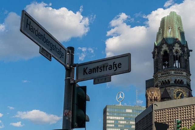 Kantstraße, Asiatown