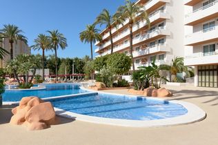 Fergus Group, tent Hotels, Hotelmodernisierung, Hotelinvestitionen Spanien, Hotelimmobilien, Mallorca Hotels, Hotelrenovierung, Bestandsimmobilien, Bernat Vicens, Tourismus Spanien, Hotelentwicklung, Hoteltransformation