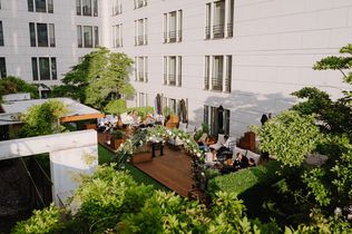 The Ritz-Carlton Berlin, Secret Champagne Garden, Potsdamer Platz, Sommerbar Berlin, Hochgarten Berlin, The Curtain Club, Hotelbar Berlin, Marriott International, Veranstaltungen Berlin