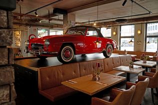 Motorworld Böblingen, Motorworld Inn Restaurant, Motorworld Inn Hotel, V8 Classic Hotel Böblingen, Gastronomie Stuttgart, Hotel Böblingen, Rauschenberger Catering, Eventlocation Böblingen, Tagungshotel Stuttgart, Motorworld Region Stuttgart