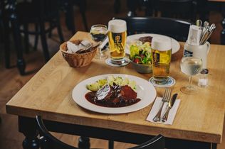 Kuchel Eck, Josef Laggner, Berlin, Charlottenburg-Wilmersdorf, Ludwigkirchplatz, Eckkneipe, Gastronomie Berlin, Laggner Gruppe, Berliner Kneipenkultur, Restaurantöffnung Berlin