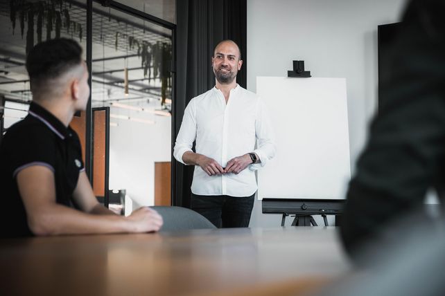 Initiativen, Hotellerie, Rechtsextremismus