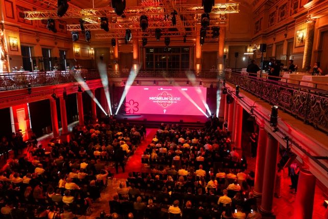 Michelin Guide Deutschland 2026, Michelin Sterne 2026, Michelin Verleihung, Michelin Preisverleihung, Michelin Gala, Sternerestaurants Deutschland, Michelin Sterne Restaurants, Drei Sterne Restaurant, Zwei Sterne Restaurant, Ein Stern Restaurant, Gastronomie Deutschland, Spitzenküche, Fine Dining, Gourmetrestaurants, Sternekoch, Sterneküche, Michelin Guide, Restaurantführer, Gastronomie Awards, Bildergalerie Michelin, Michelin Gewinner 2026, Restaurant Auszeichnungen, deutsche Spitzengastronomie, L.A. Jordan Deidesheim, Michelin Deutschland, Gourmetküche Deutschland, Michelin Sternevergabe,