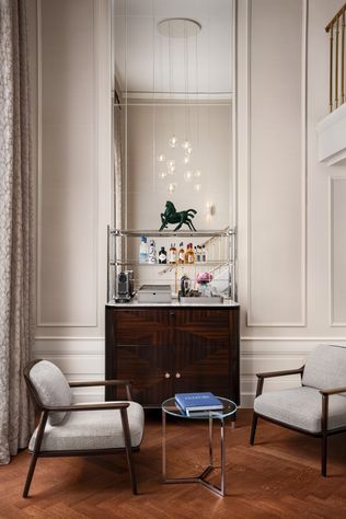 Palais Coburg, Wien, Wiedereröffnung, Hotel, Private Guesthouse, Suiten, Silvio Nickol Gourmet Restaurant, Lewis Emerson, Spa, Weinarchiv, Michelin, Luxushotel