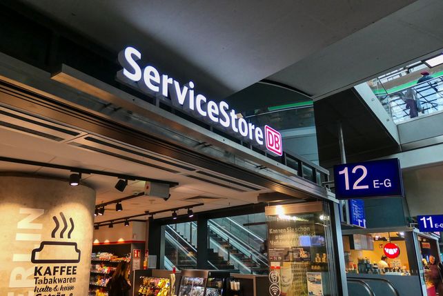 ServiceStores