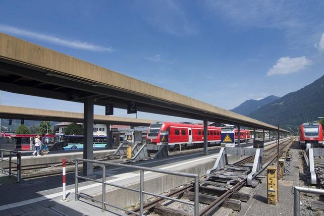 Bahn, Oberstdorf, Fernverkehr