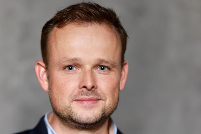 Lindner Congress Hotel Düsseldorf, Peter Wenzel