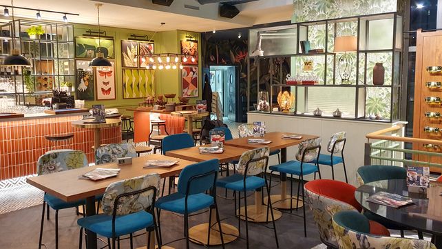 Alex, Dresden, Neumarkt, Frauenkirche