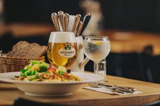 Kuchel Eck, Josef Laggner, Berlin, Charlottenburg-Wilmersdorf, Ludwigkirchplatz, Eckkneipe, Gastronomie Berlin, Laggner Gruppe, Berliner Kneipenkultur, Restaurantöffnung Berlinv