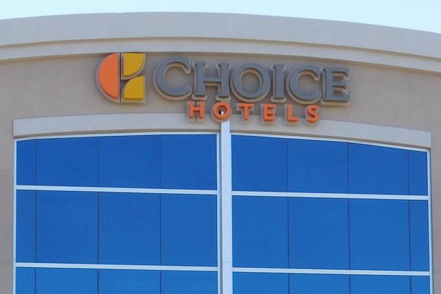 Fusion, Choice, Wyndham, Übernahme