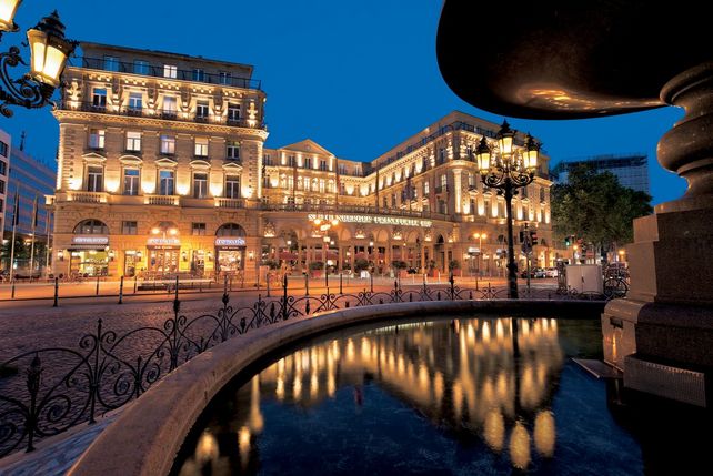 Deutsche Hospitality, Legacy-DH, H World, RevPAR, Hotellerie Europa, EBITDA, Hotelkennzahlen 2025