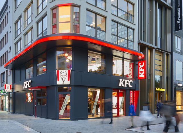 KFC, Core-Plus-Store, Frankfurt, Zeil, Table Service, Systemgastronomie, AM Group, Self-Order-Kioske, Franchisepartner, Hähnchenfleisch