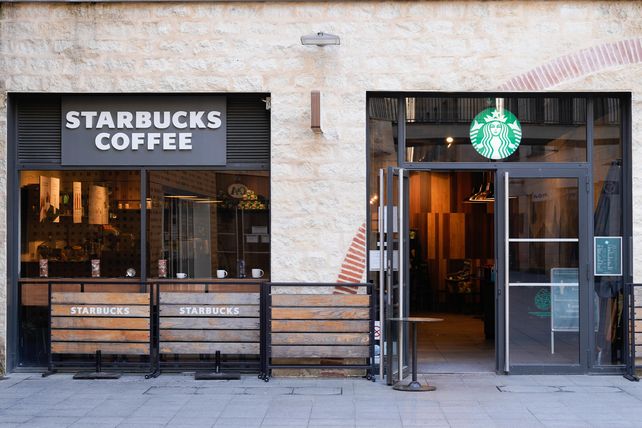 Mango, Klage, Starbucks